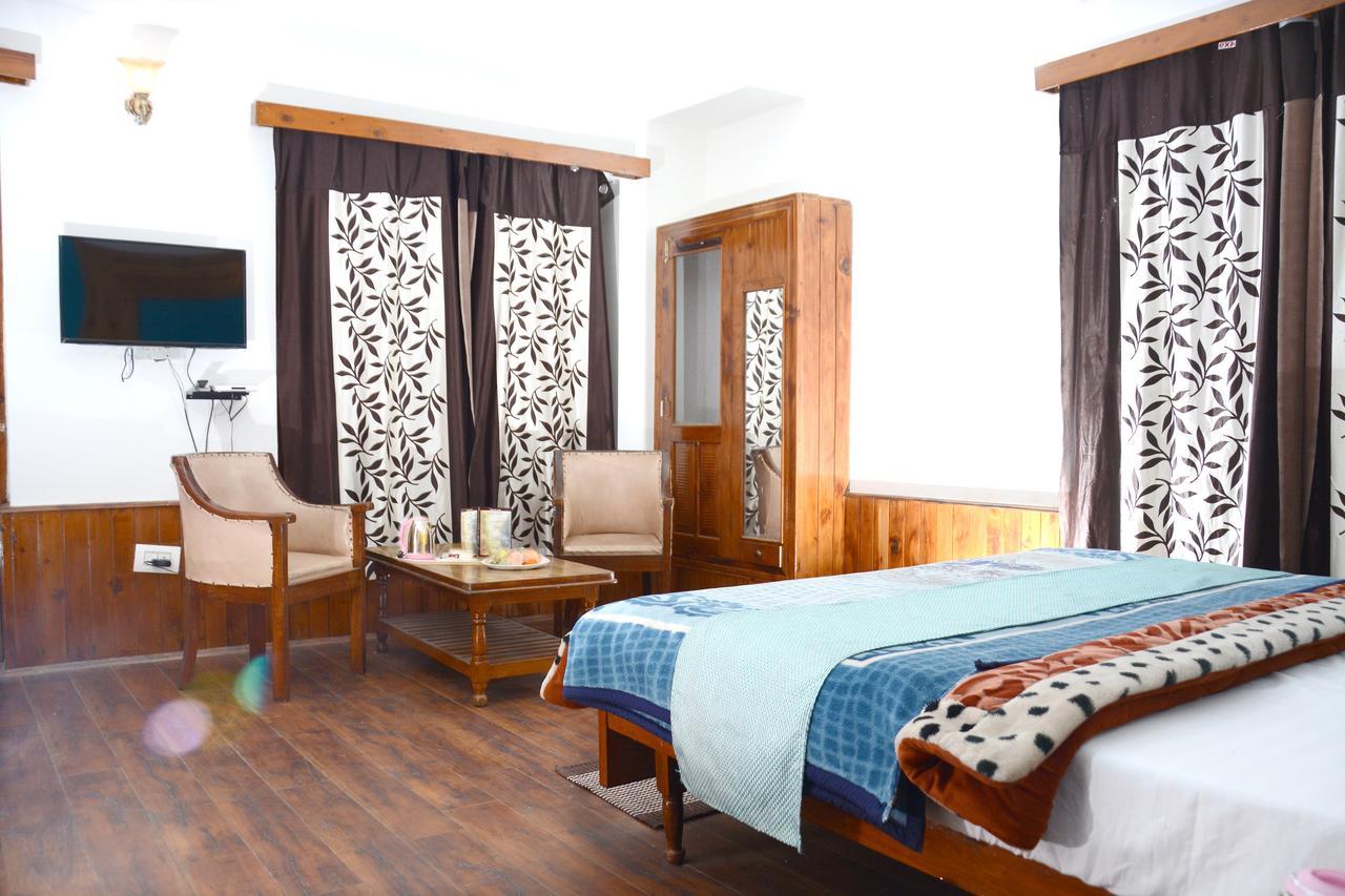 Hotel Rajhans Manali Luaran gambar