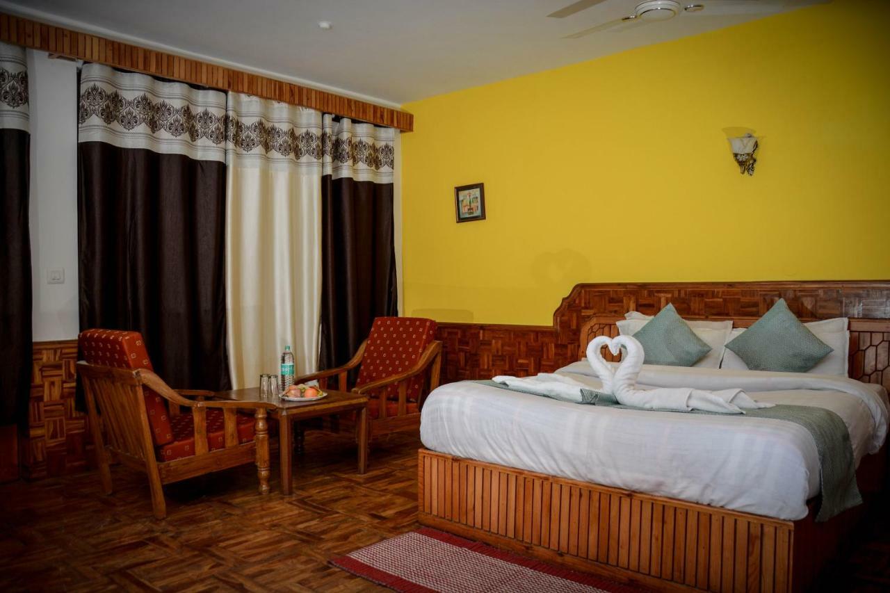 Hotel Rajhans Manali Luaran gambar