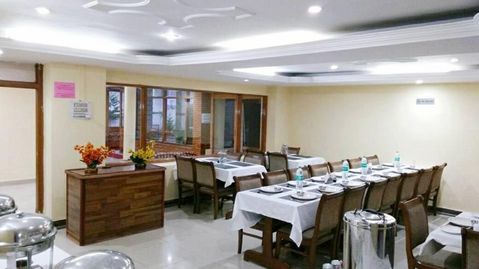 Hotel Rajhans Manali Luaran gambar